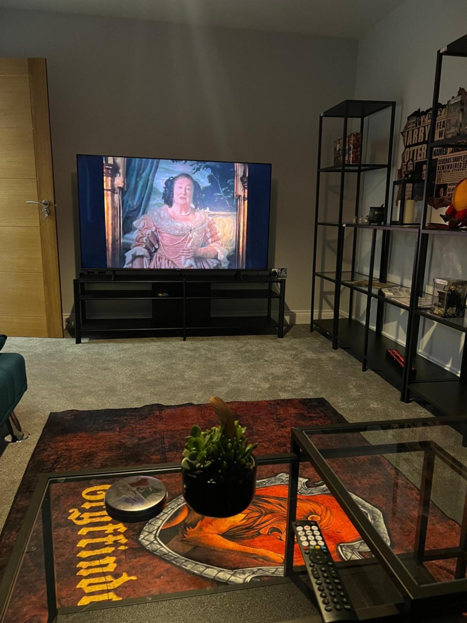Potters Escape- Warner Bros Studios & London วัตฟอร์ด ภายนอก รูปภาพ